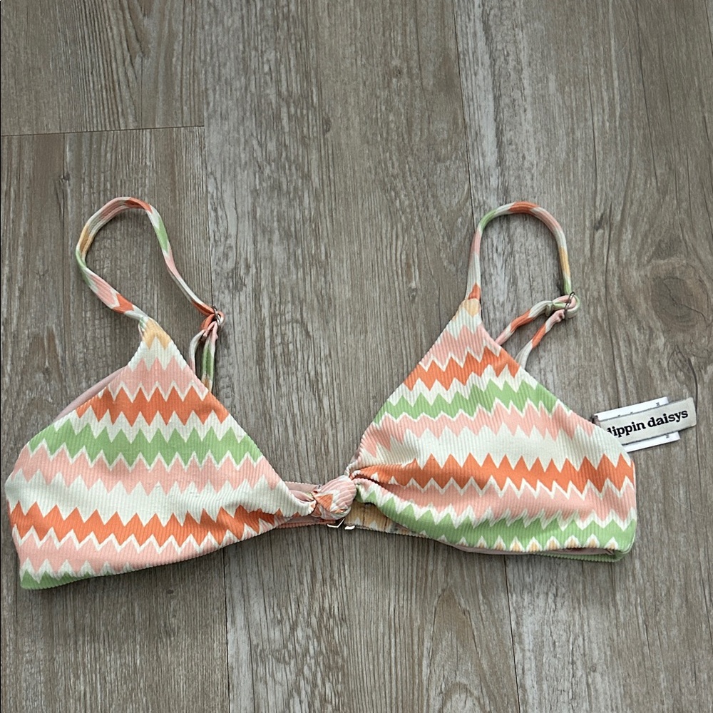 Dippin Daisys Knot Front Bikini Top